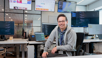 ‘Schiphol stimuleert het uitproberen van goede ideeën Daardoor sta je hier nooit stil.’ 