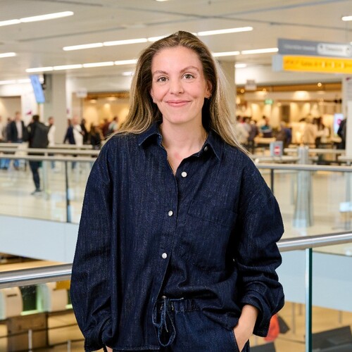 Frederique zet haar DIB in voor haar sportabonnement, zodat ze haar energie hoog houdt. 