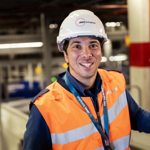 Maurice heeft via MyChoice wat vakantiegeld eerder uit laten betalen, zodat hij een jaarabonnement Disneyland Parijs kon kopen.